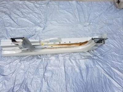 Front Right Passenger Rocker Panel Cut Out | Fits 03 04 05 06 Ford Expedition Foto 1 de 4