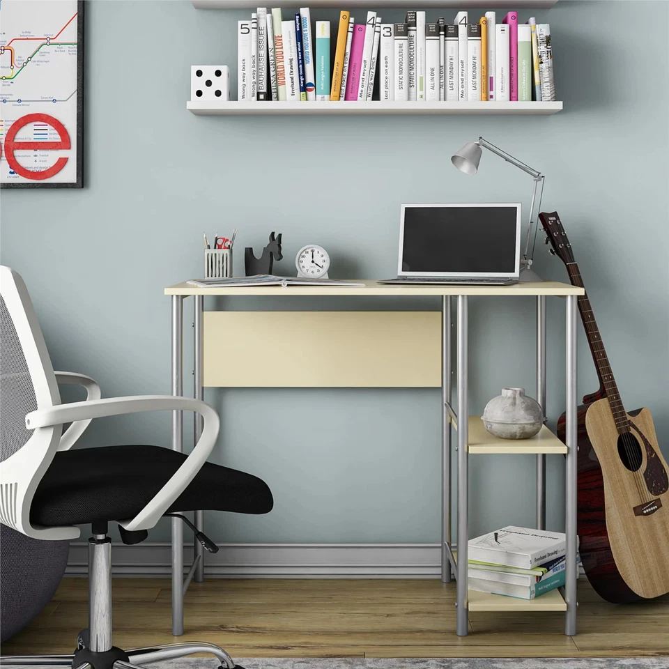 Escritorio básico de metal para estudiantes Mainstays, amarillo Foto 1 de 3