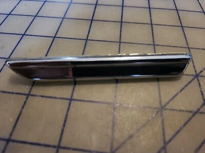 Cinturón moldura Impala Caprice Bel Air Biscayne 1971 1972 1973 1974 LH 9837445 Foto 1 de 2