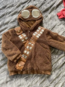 Disney Store x Star Wars Exclusive Chewbacca Hoodie Jacket Boys Small 5/6 - Picture 1 of 2