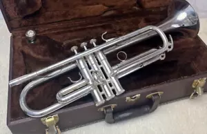 Yamaha Modell Trompete YTR-732 mit Koffer - Bild 1 von 8
