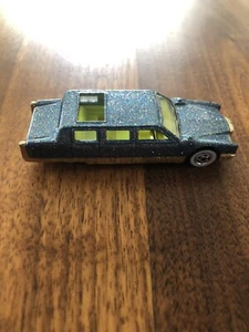 Vintage Hot Wheels 1990 Blue Sparkle Glitter Limousine Limo Cadillac 90s - Picture 1 of 5