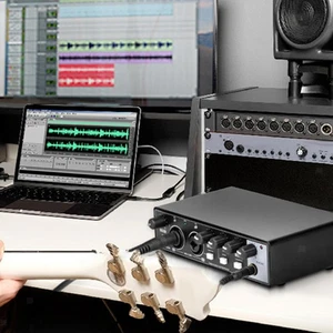 Externes Soundboard 2 in 2 Out USB2.0 Audio Adapter Voice Changer für Gaming - Afbeelding 1 van 5