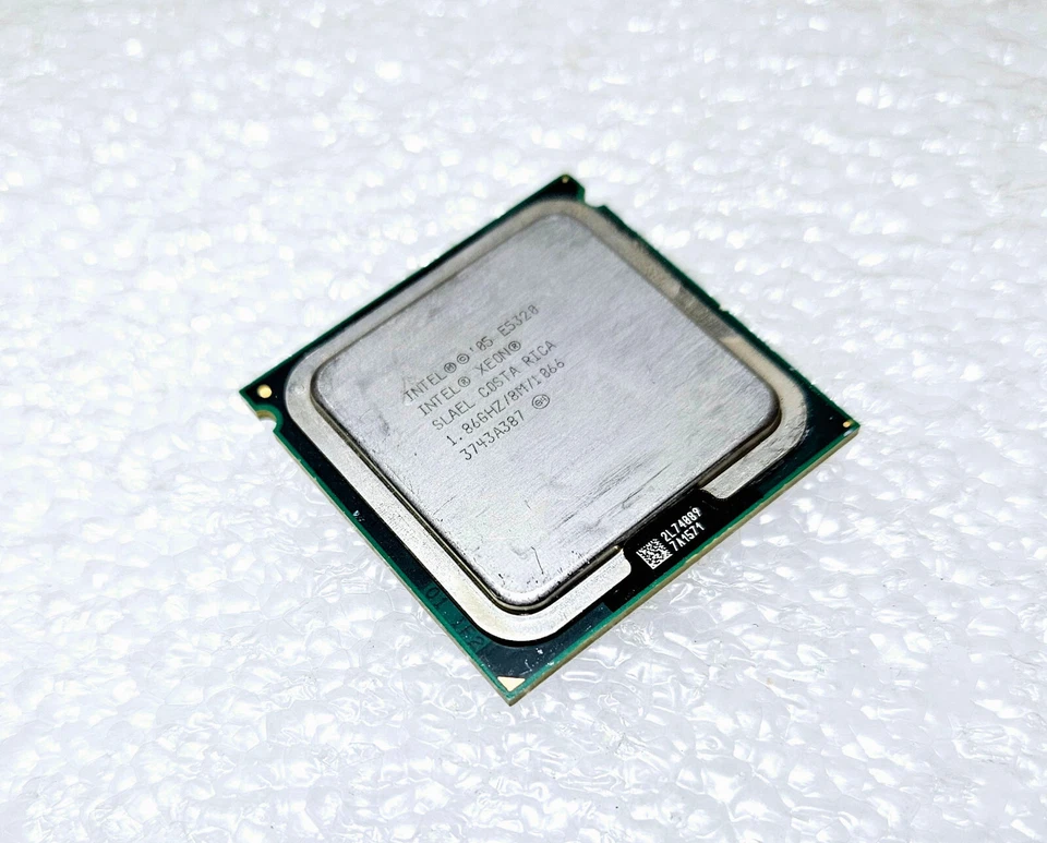 Intel Xeon E5320 1.867 GHz 1.86GHZ/8M/1066, SLAEL Socket 771 - Image 1 of 1