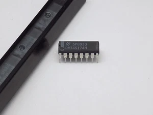 25x NSC DM74S174N  Positive Edge Triggerd D Flip-Flop, True Output, PDIP16 - Picture 1 of 3