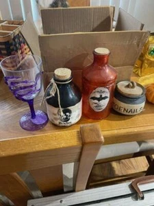 3 lindos frascos espeluznantes de Halloween de murciélago, uñas, cuidado, médula de murciélago - EXCELENTE - Imagen 1 de 1