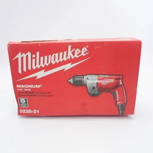 NEW Milwaukee 1/2" Corded Magnum Drill Driver Holeshooter 0235-21 - Picture 1 of 1
