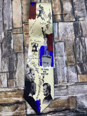 Eagles Wings Pledge of Allegiance Men's Tie 100% Silk Let Freedom Ring 57" EUC - Image 1 of 4