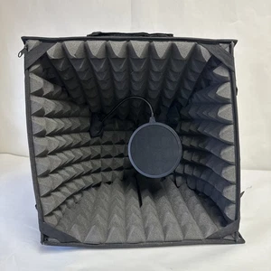 Estudio portátil de grabación de voz en off Harlan Hogan Porta-Booth Pro con SpitGuard - Imagen 1 de 6