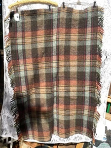 Wolldecke Irish Anchor Title Company Irland kariert Fransen - Bild 1 von 8