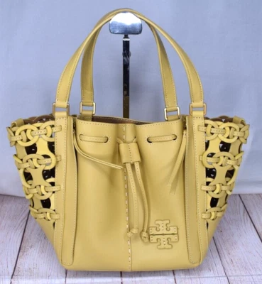 Cartera de cuero Tory Burch McGraw troquelada libélula cordón cera de abejas difícil de encontrar Foto 1 de 4