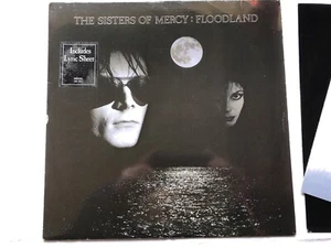THE SISTERS OF MERCY Floodland 1987 vinyl LP + INNER + INSERT - Picture 1 of 10