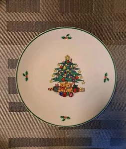 Árbol de Navidad de 8" de fiesta con plato de peluche hecho en JAPÓN - Imagen 1 de 10