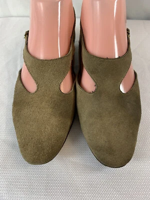 Vtg 60s HI BROWS,TAN/BROWN Suede  Mary Jane Box Heel SIZE 50 B-AA,US 5 Narrow - Image 1 of 4