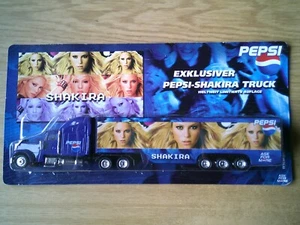 Pepsi Cola Truck US Freightliner SZ 1:87 Shakira - Bild 1 von 3