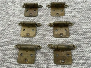LOT OF 6 1967 RUSTY METAL HINGES HARDWARE CABINET -FURNITURE- DOOR - Picture 1 of 4