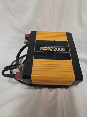 Inversor de alimentación Power Drive PD2000 2000w DC a CA. 12V DC a 110 AC probado funciona Foto 1 de 4