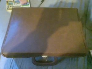 42  1980s Rock Music Cassettes With Case - Picture 1 of 10