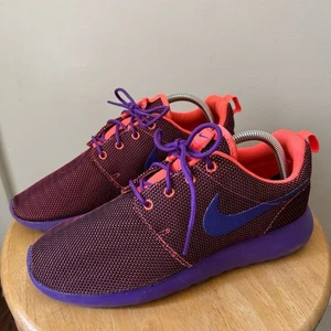 Nike Roshe Run Bright Mango Hyper Grape Womens Size 9.5 Sneakers Purple Retro - Picture 1 of 8