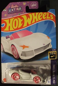 Hot Wheels HW Screen Time BARBIE Extra Mattel diecast near S scale 1/64 - Picture 1 of 3