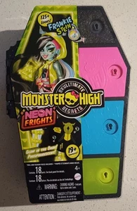 Monster High Skulltimate Secrets Neon Frights Frankie Stein Doll Brand New - Picture 1 of 2