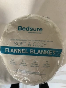 New Ultra Soft Flannel Plush Velvet Cozy Blanket White - Picture 1 of 3