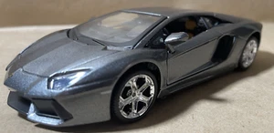Coche diecast Lamborghini Aventador LP 700-4 Maisto 1/24 - Imagen 1 de 7