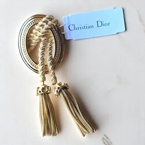 Spilla Christian Dior vintage Germania medaglione corda nappa tono oro etichetta firmata - Foto 1 di 24