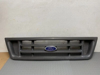 Parrilla delantera Ford Econoline E150 E250 E350 2003 a 2007 A3422 OEM DG1 Foto 1 de 4