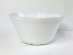 Vintage 9 inch Federal Glass Oven Ware Mixing Bowl White milk glass - Picture 1 of 6