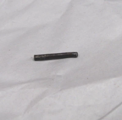 Pistola Crvena Zastava 7,65 mm modelo 70 - Pino de gatilho - Imagem 1 de 2