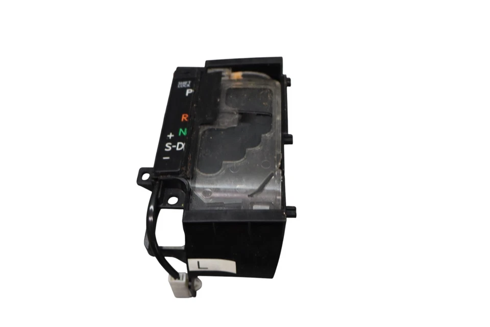 07-12 Lexus LS460 LS600h Selector de palanca de cambios Indicador Ajuste Cubierta Conjunto Fabricante Original Foto 1 de 4