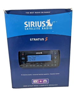 Sirius Stratus 5 Satelliten Radio Receiver UC8 Dock & Play Car Kit Open Box - Bild 1 von 20