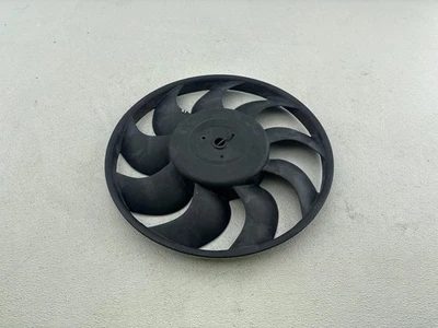 Hoja de ventilador de radiador Ford Thunderbird 2002-2003 Xw4H-8600-Ac OEM Foto 1 de 4