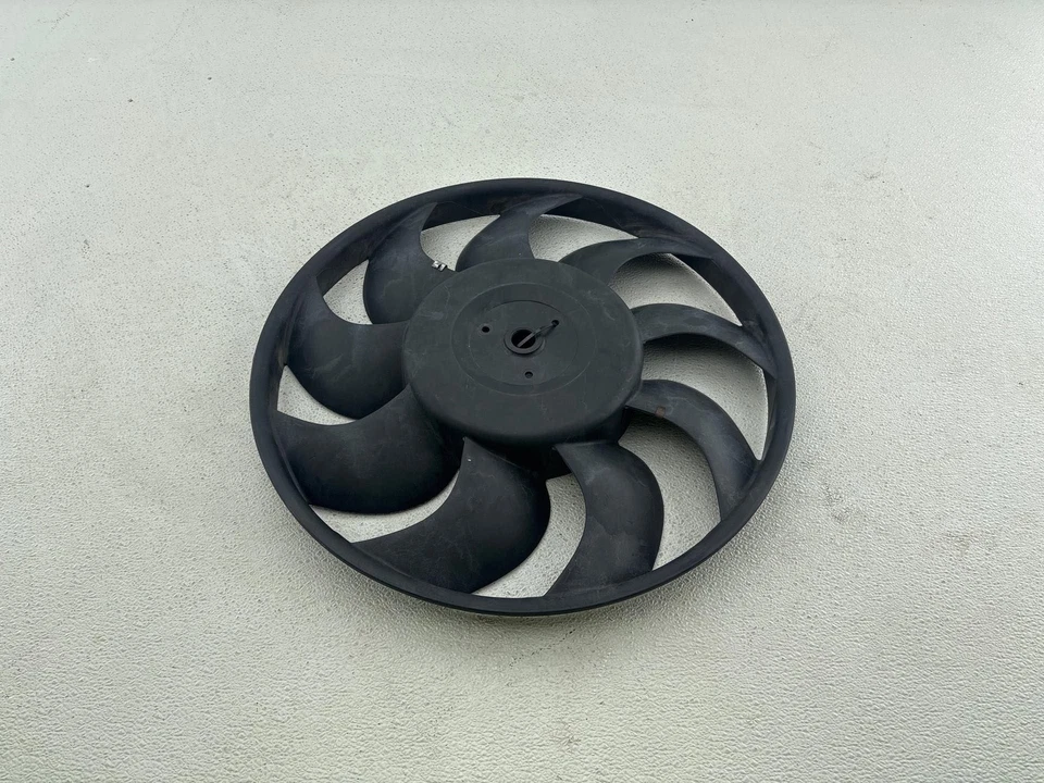 Lâmina de ventilador de radiador Ford Thunderbird 2002-2003 Xw4H-8600-Ac fabricante de equipamento original - Imagem 1 de 4