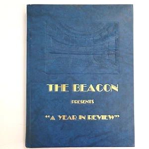 1988 VALPARAISO UNIVERSITY The Beacon Vintage College Yearbook Indiana School - Picture 1 of 11
