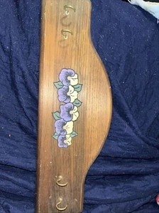 Vintage Wooden Wall Hanging Plaque With Hooks Floral 15” Long - Picture 1 of 3