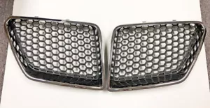 08-09 Pontiac G8 GT GXP Upper Kidney Grilles Mesh Inserts Pair GM OEM Grill - Foto 1 di 1