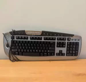 Microsoft Digital Media Pro USB Keyboard KC-0405 Model 1031 Silver/Black Tested - Picture 1 of 1
