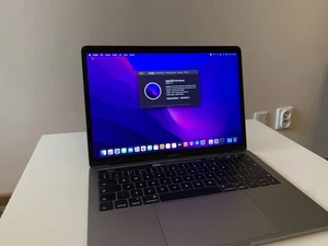 MacBook Pro 13” 2016 Retina Touch Bar A1706 - Zdjęcie 1 z 9