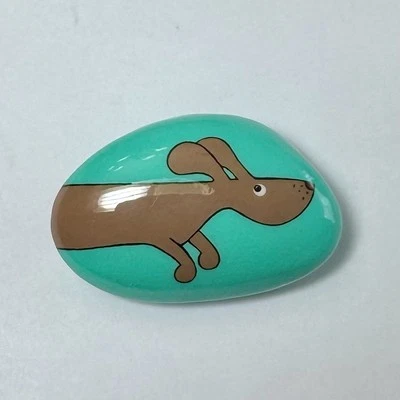 Piedra pintada a mano para perro arte coleccionable decoración de jardín Foto 1 de 4