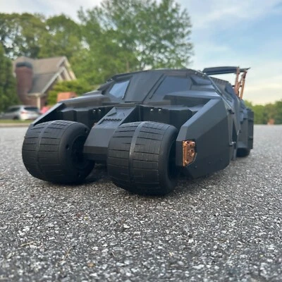 Vaso Batimóvil Working Giant 27" Tyco RC Batman, con Control Remoto, Batería y Cargador Foto 1 de 4