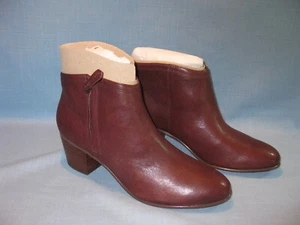CLARKS NEW ANKLE BOOTS, MAYPEARL ALICE, MAHOGANY, SIZE 39.5, US 8.5, BOX & TAGS - Picture 1 of 6