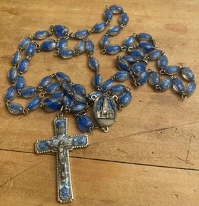 Rosaire vintage rare bleu lucite Terra De Fatima eau bénite avec statues en perles - Photo 1/6