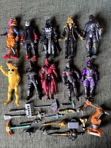 Pacchetto action figure giocattolo Fortnite X10 e accessori EM204 - Foto 1 di 10