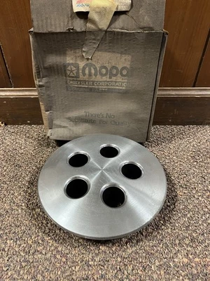 Tapa central de rueda nueva NOS Mopar 4284116 Chrysler Dodge Foto 1 de 4