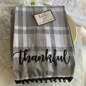 NWT - "Thankful" Kitchen Towel & Pot Holder Set Gray Perfect Thanksgiving Set! - Picture 1 of 5