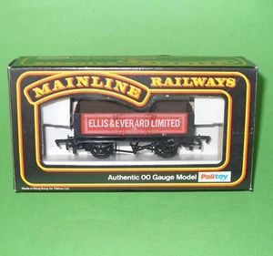 Mainline / 37-131 'Ellis & Everard' 5 Plank Wagon / Boxed - Picture 1 of 10