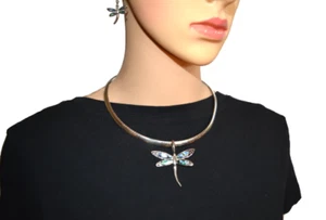 Dragonfly Ladies Pendant Omega Necklace Earrings Set Stainless Steel Abalone 20 - Picture 1 of 2