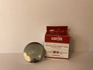 Ersatz Cafeti�re Kolben Knopf mit geprägtem Logo und Silber Effekt Finish - Bild 1 von 1